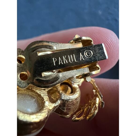 Vintage Pakula Clip-On Earrings Soft Moonglow Cabochons Rhinestones Leaf Gold - Picture 7 of 9